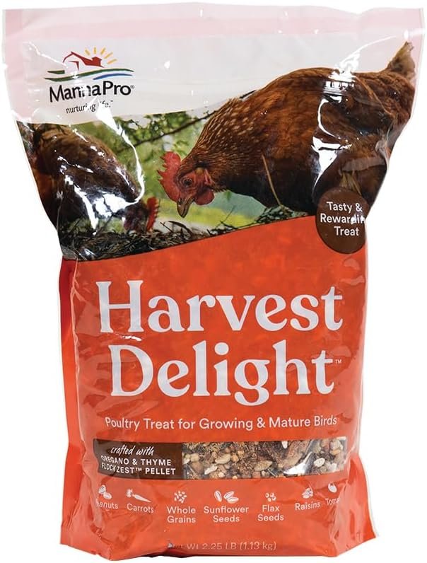 Manna Pro Chicken Treats - Harvest Delight Scratch Feed - 2.25 Pounds